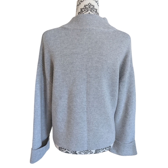 Victor Alfaro Oversized Mockneck Sweater Light Grey Knit Pullover Women's Small - Picture 4 of 13